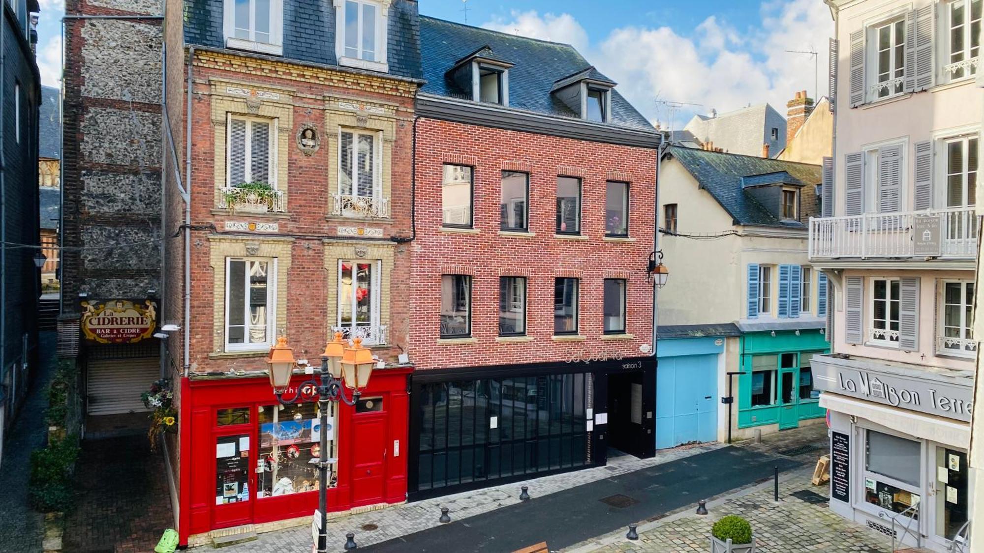 Les Calins D'honfleur *